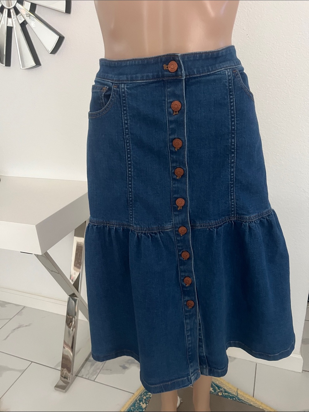 Madewell women’s jean Dark Blue Button-Front Denim Midi Skirt size 29 - Picture 3 of 16